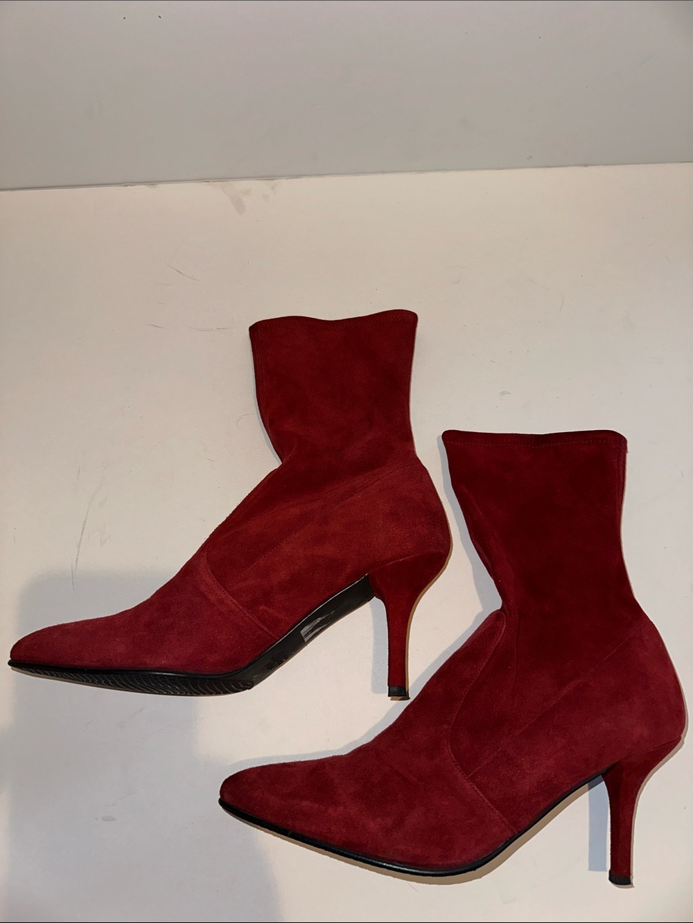 Stuart Weitzman Women's Red Suede Pointed-Toe Sock Booties 10M